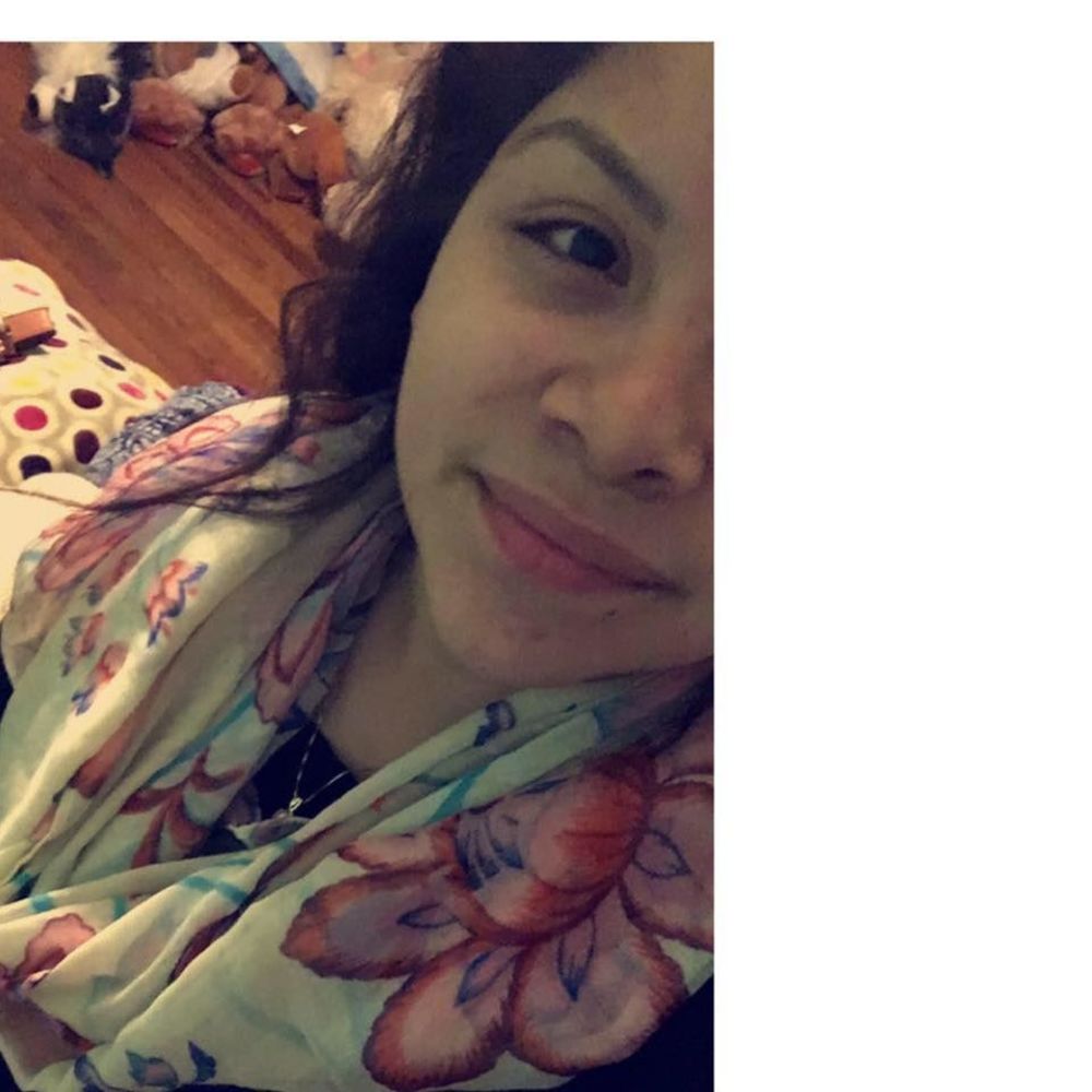 Meet your Posher, Raquel